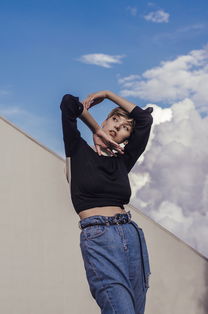 开云体育app官网-张雨霏用水下摄像辅助动作纠正,张雨霏泳镜